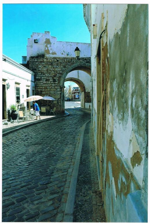 Hotel Adelaide Faro Bagian luar foto